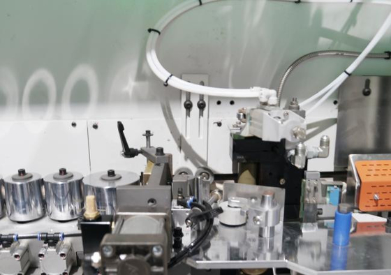 Machine à bandes automatique à grande vitesse pour les bords lourds