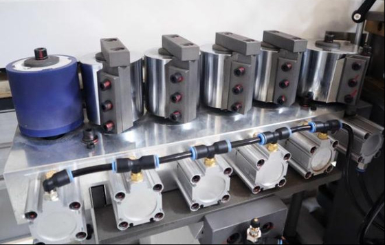 Machine à bandes automatique à grande vitesse pour les bords lourds
