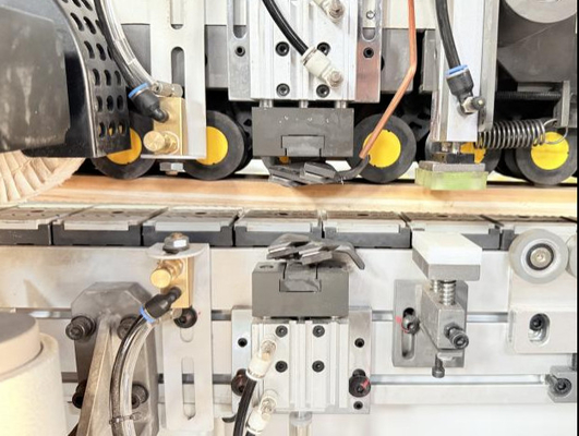 Machine automatique à bande de bord à grande vitesse HD876J